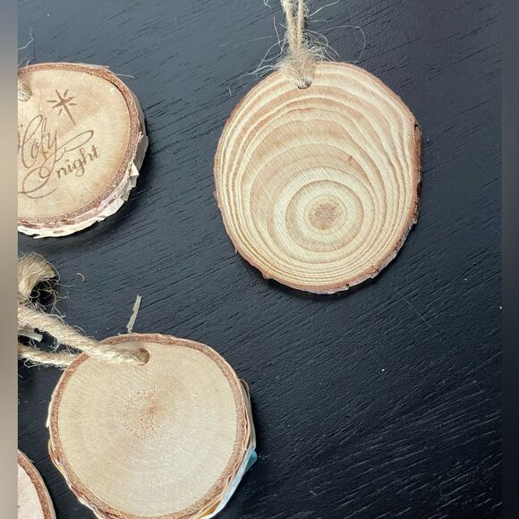 Handmade Wooden Ornaments Made of Small Circular Birch Wood - Picture 12 of 15